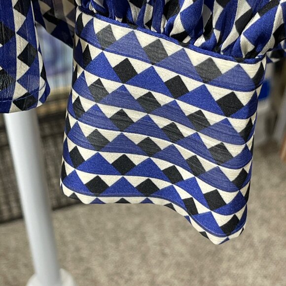 New H&M Geo Print Blouse Top Blue Black Size L Large Mock Neck - Picture 5 of 10